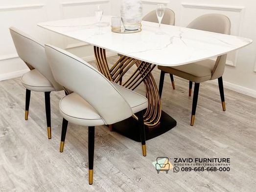 Desain Meja Makan Carrara Kaki Stainless Gold